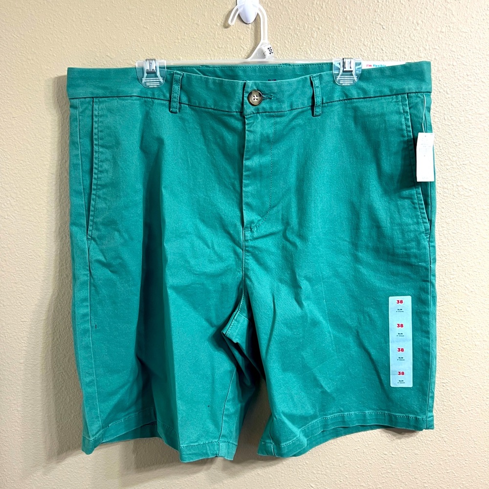 Old Navy Green Slim Fit Men’s Size 38 Khaki Shorts
